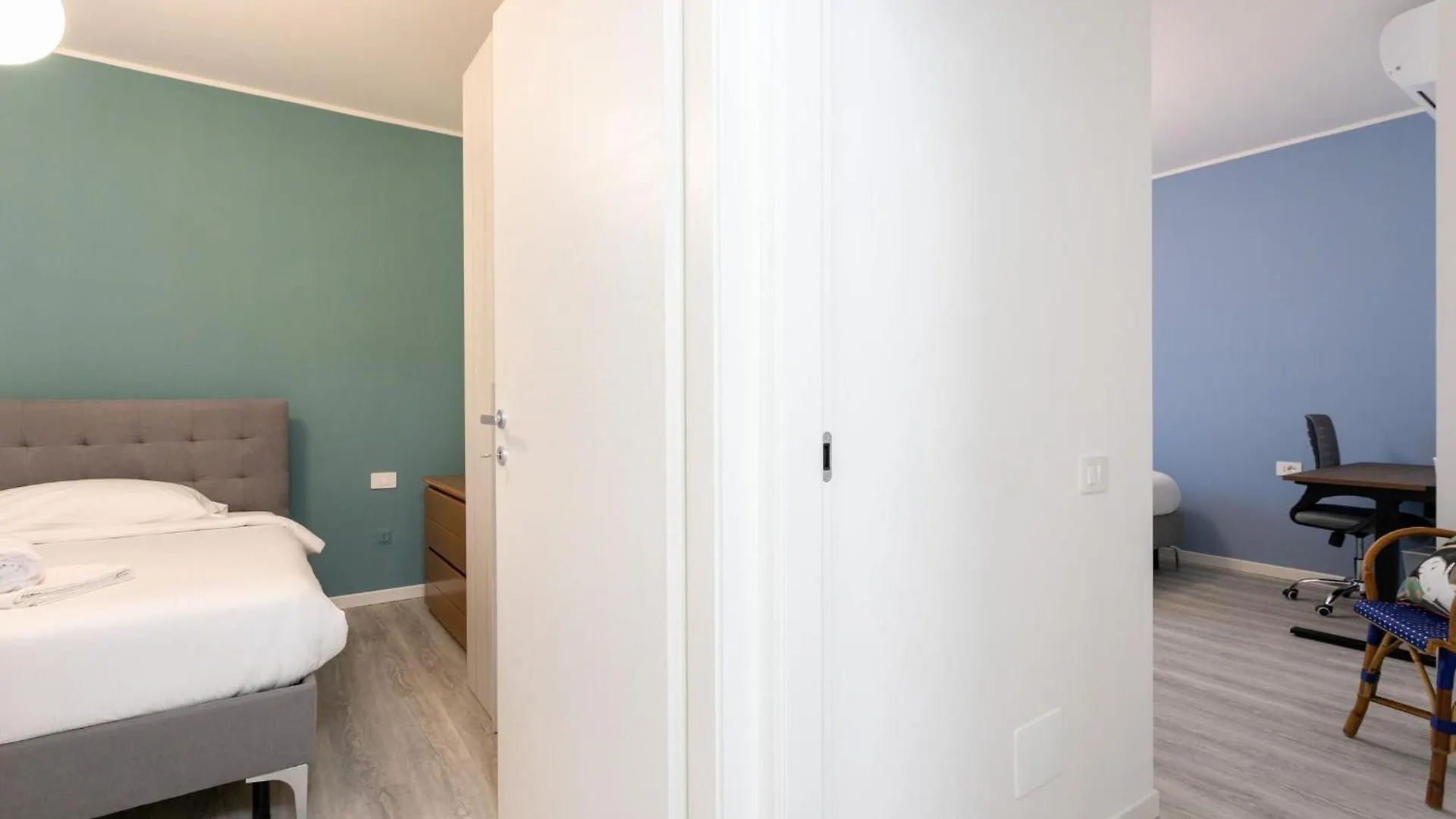 Russoli Milan Apartment